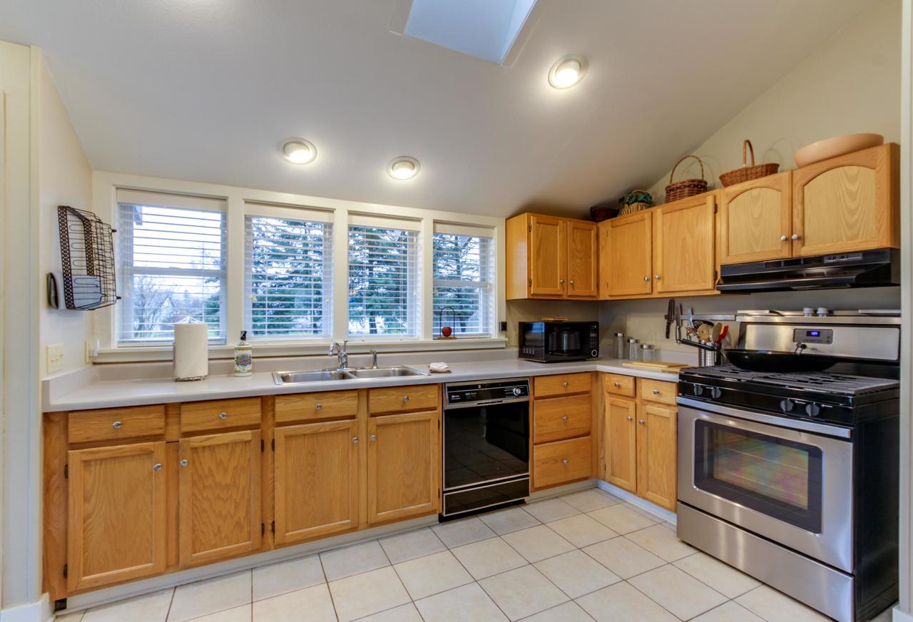 Sandpoint Station Guest House - thumb 40