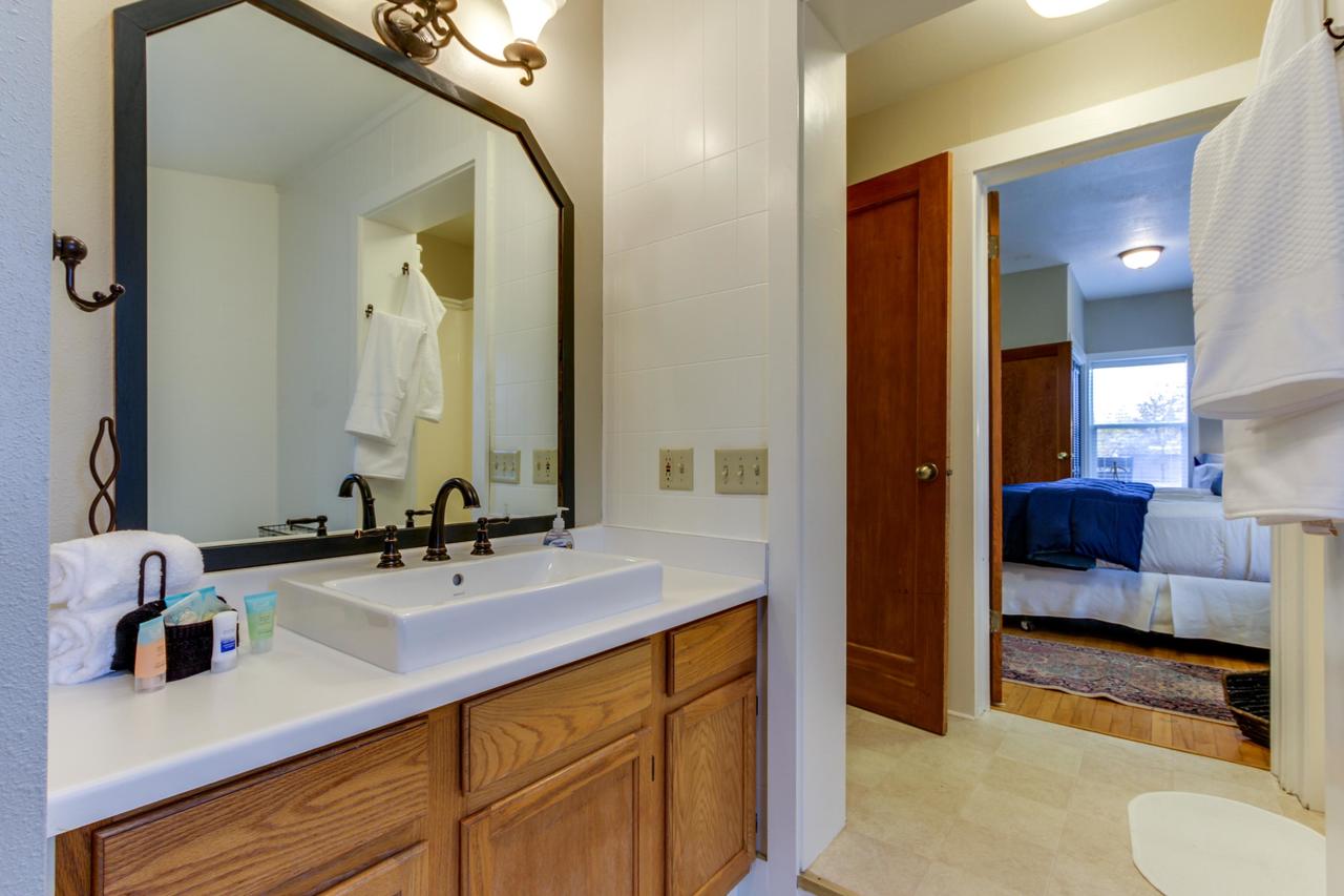 Sandpoint Station Guest House - thumb 41