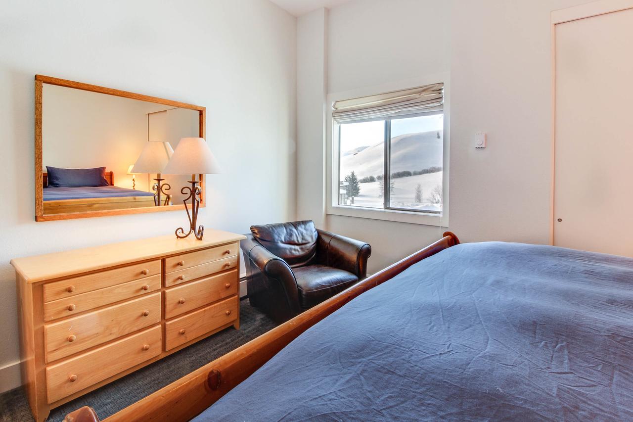 Modern Mountain Mosaic - thumb 10