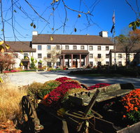 Spring Mill Inn - Accommodation Denver