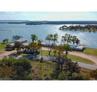 Oasis Lake Buchanan - Accommodation Denver
