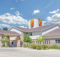 Super 8 by Wyndham Cedar Falls - Accommodation Denver