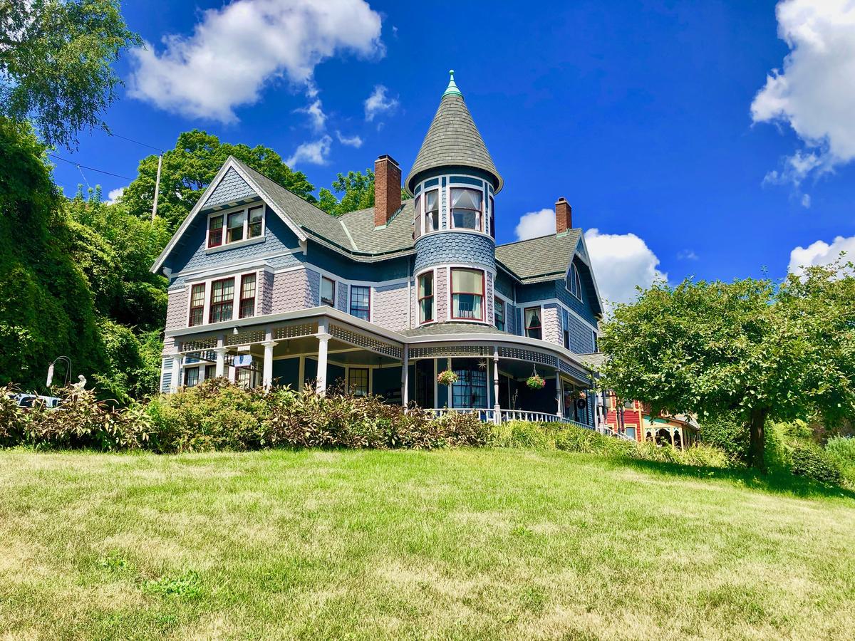 The Hancock House Bed & Breakfast Inn - thumb 4