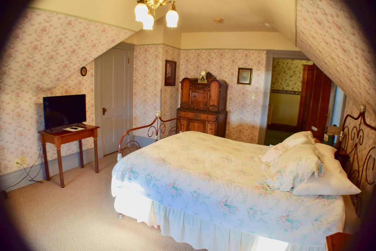 The Hancock House Bed & Breakfast Inn - thumb 41