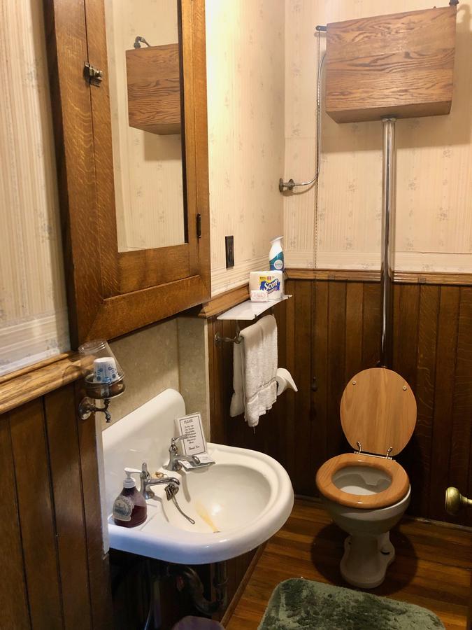 The Hancock House Bed & Breakfast Inn - thumb 2