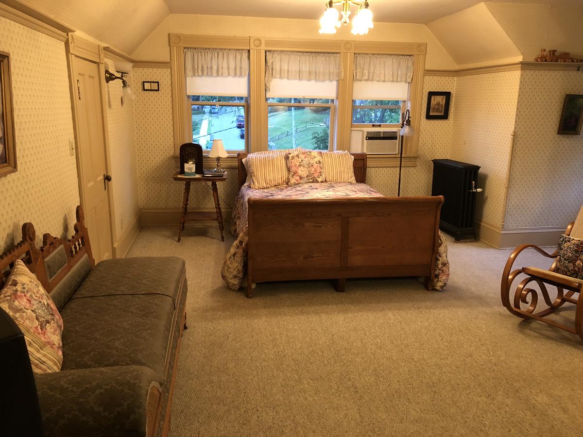 The Hancock House Bed & Breakfast Inn - thumb 35