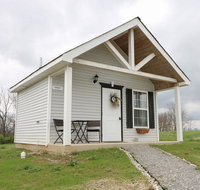 Skipper- Galloping Goose Cottages - Accommodation Denver