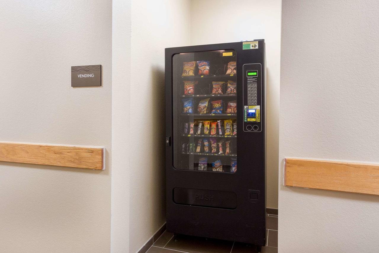 Comfort Inn & Suites Airport - thumb 19