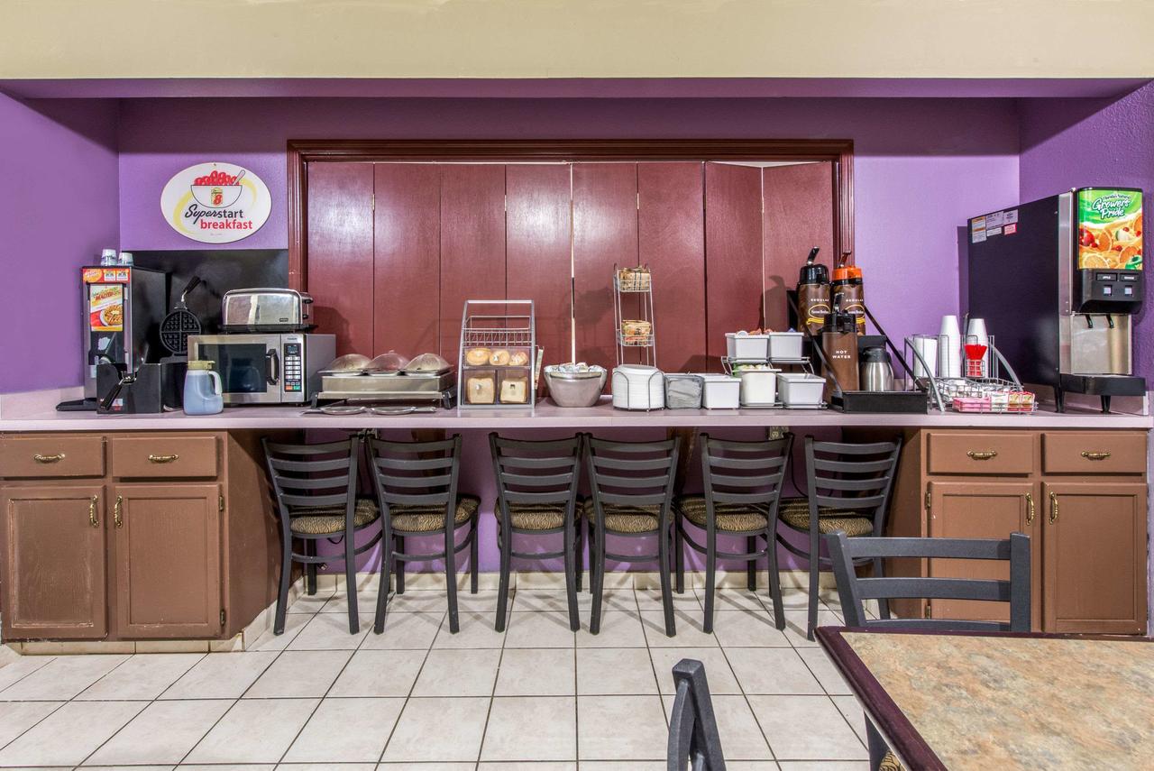 Super 8 By Wyndham Lake Charles/Sulphur - thumb 11