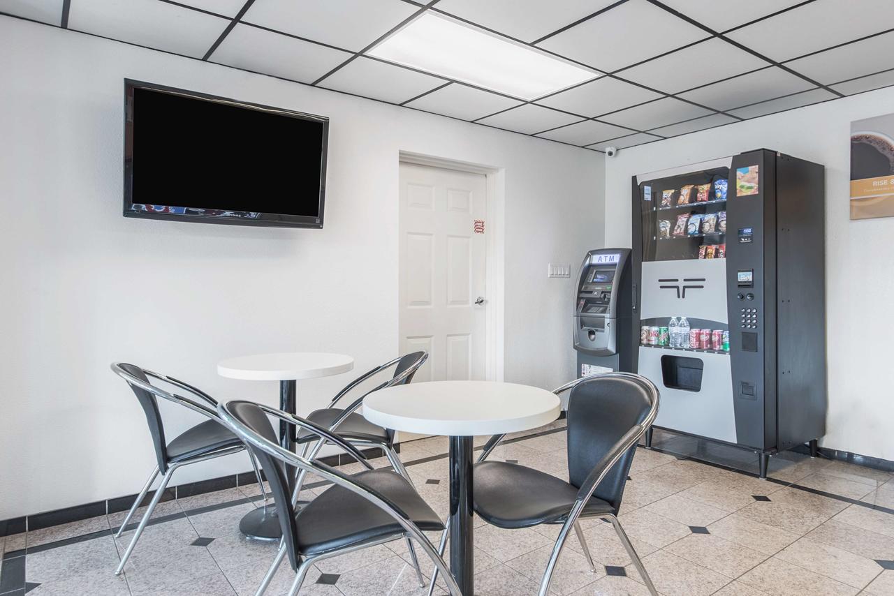 Motel 6 Sulphur, Louisiana - thumb 27