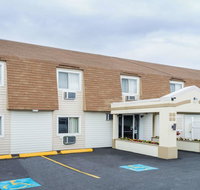 Super 8 by Wyndham Bangor - Accommodation Denver