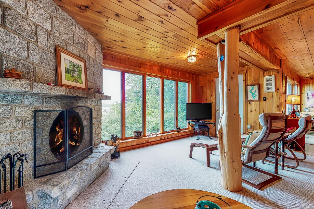 Lakeshore Loveliness - thumb 4