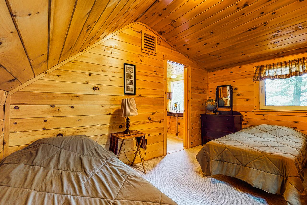 Lakeshore Loveliness - thumb 8