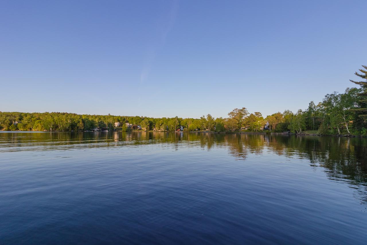 Lakeshore Loveliness - thumb 22