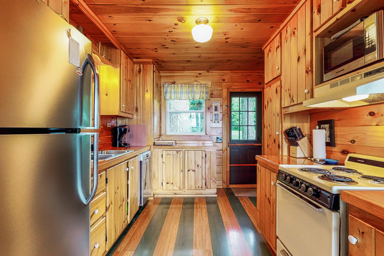 Lakeshore Loveliness - thumb 7