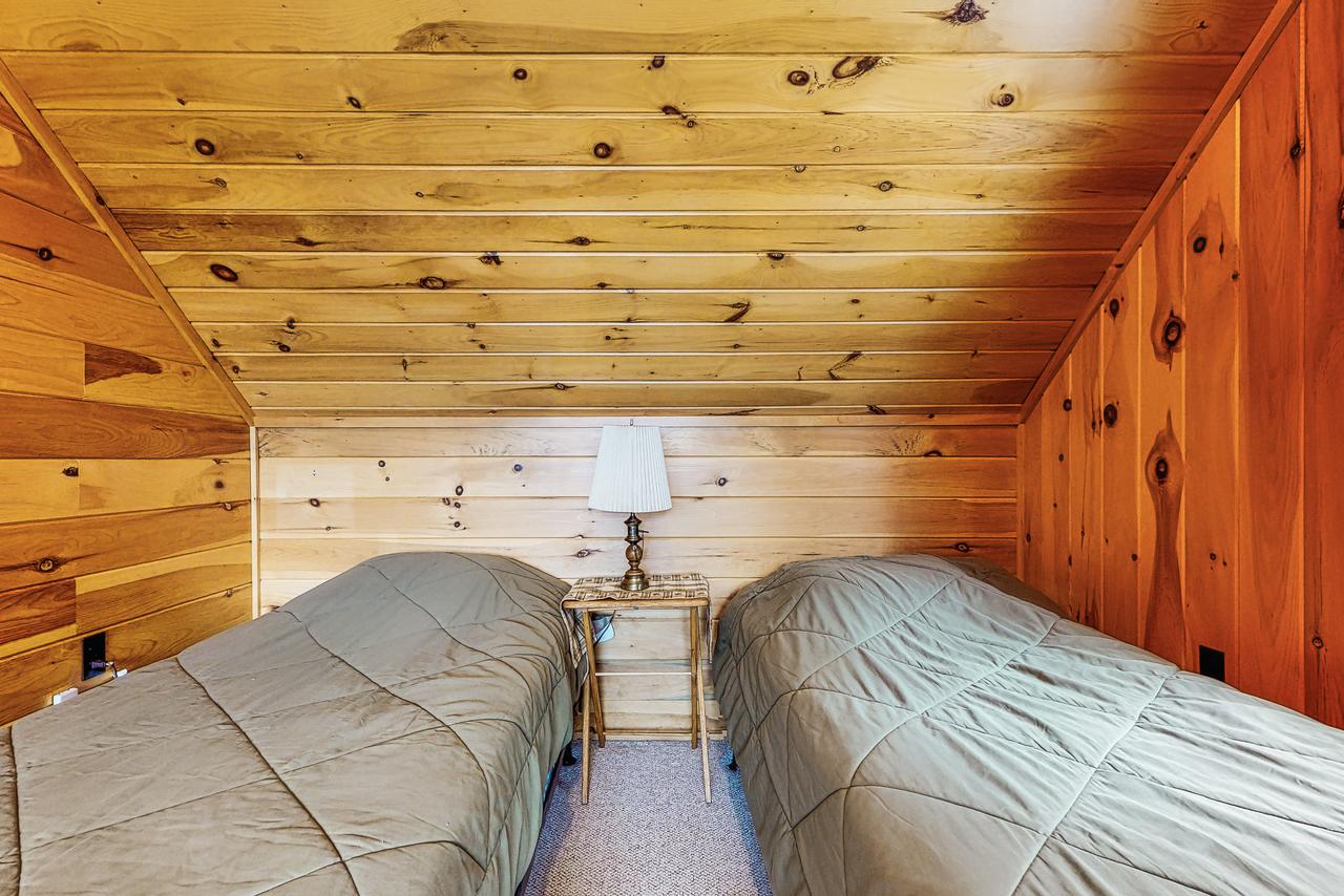 Lakeshore Loveliness - thumb 21