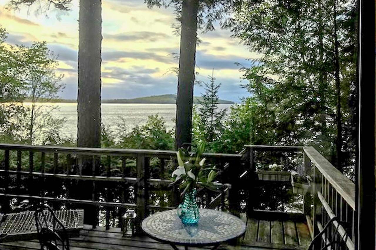 Lakeshore Loveliness - thumb 19