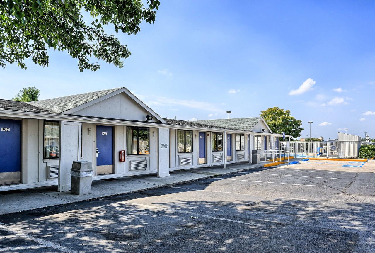 Motel 6 Hagerstown - thumb 40