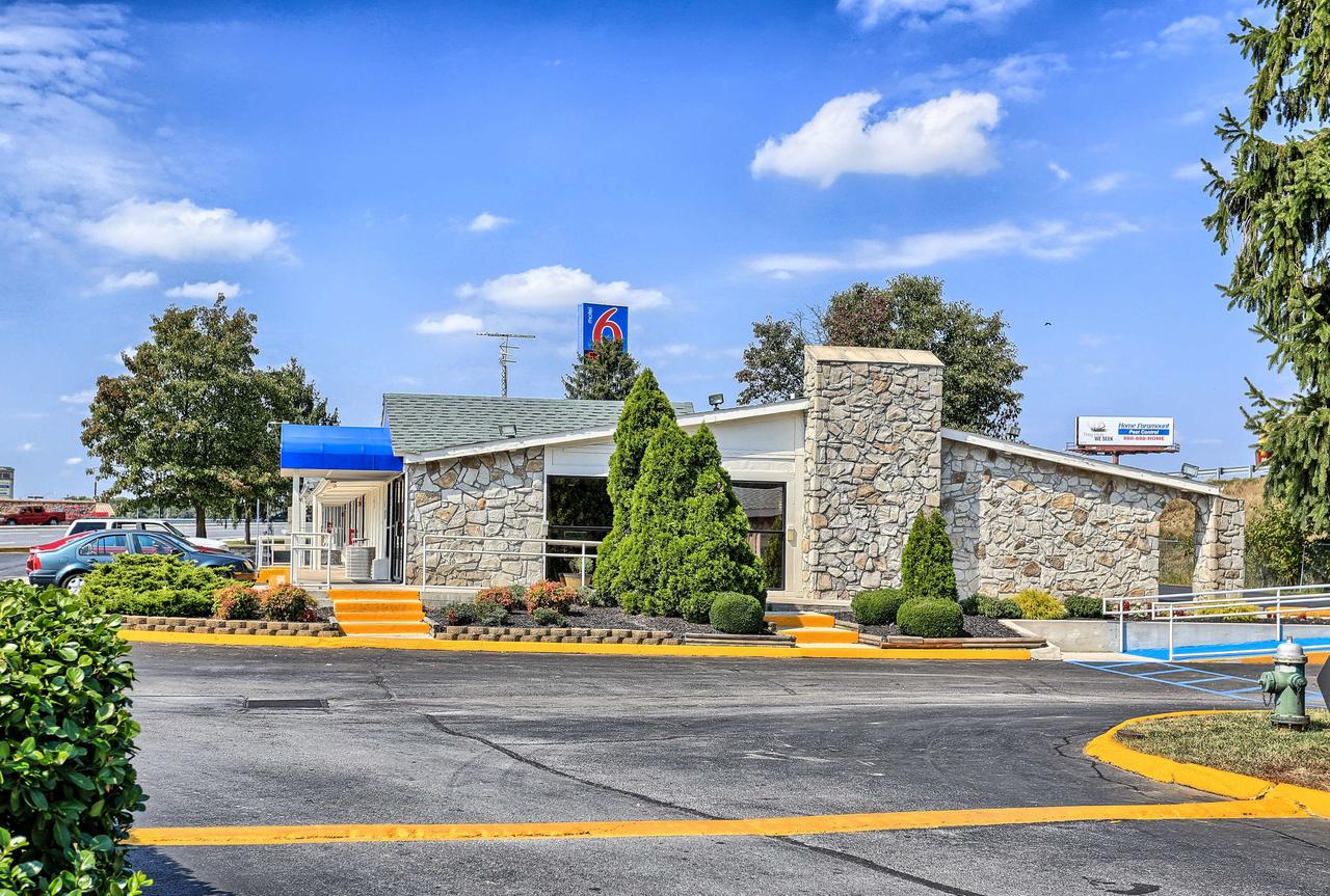 Motel 6 Hagerstown - thumb 35