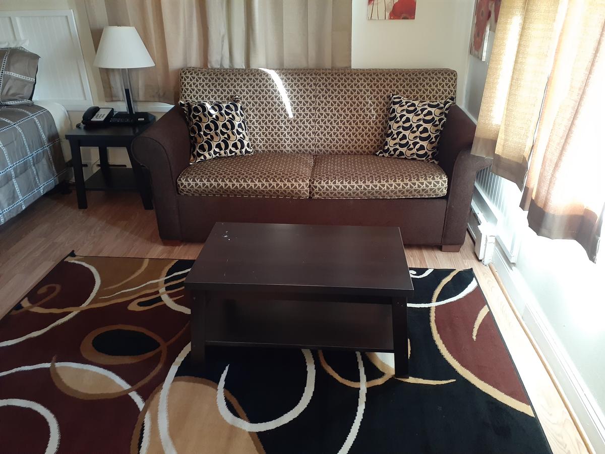 Town Line Inn - thumb 36