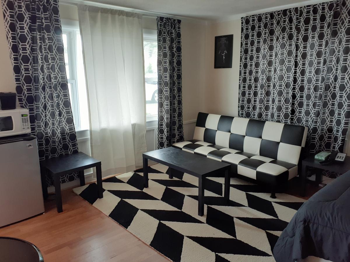 Town Line Inn - thumb 24