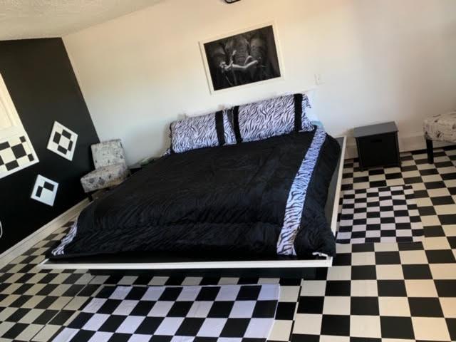 Town Line Inn - thumb 44