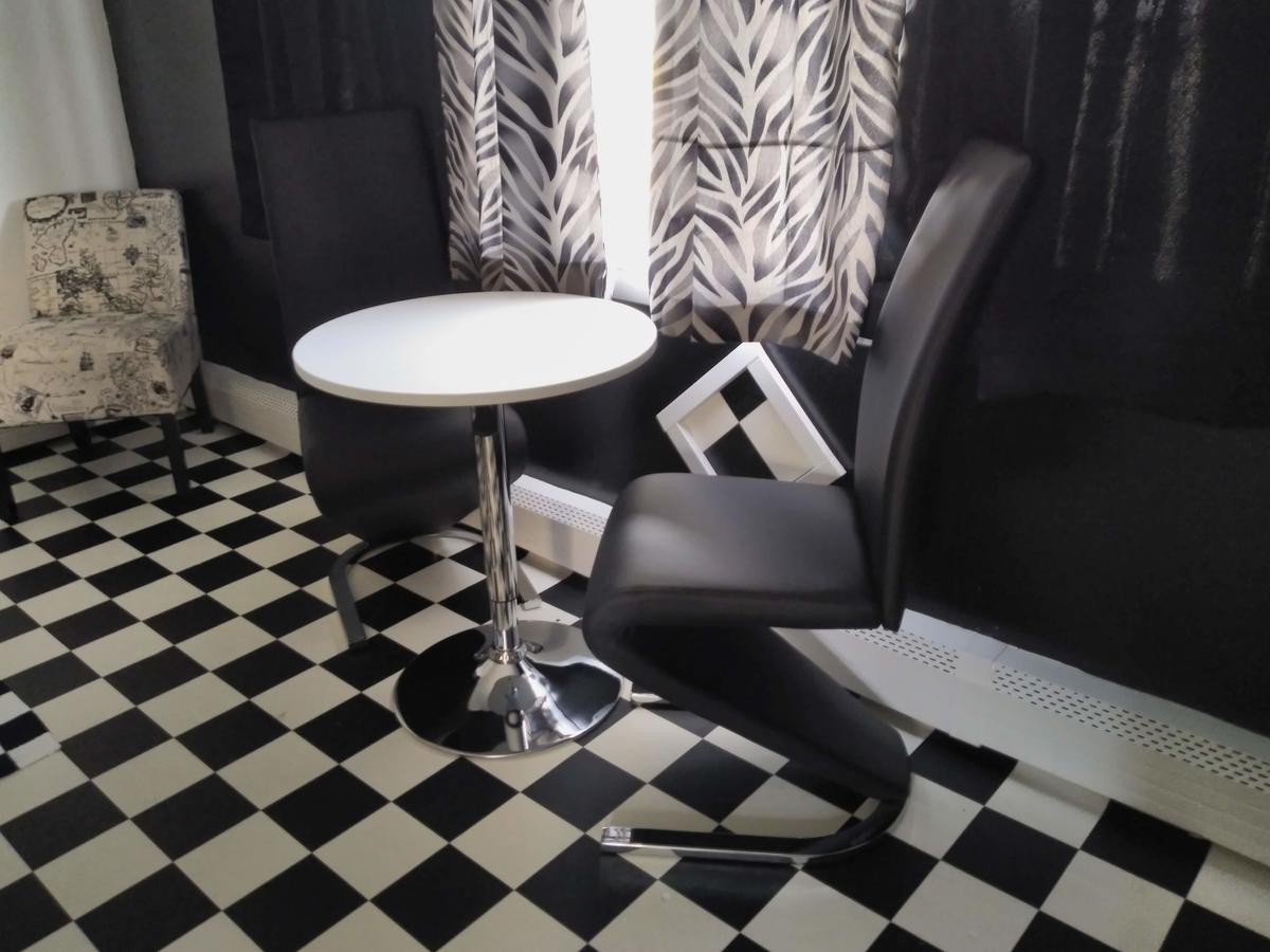 Town Line Inn - thumb 43