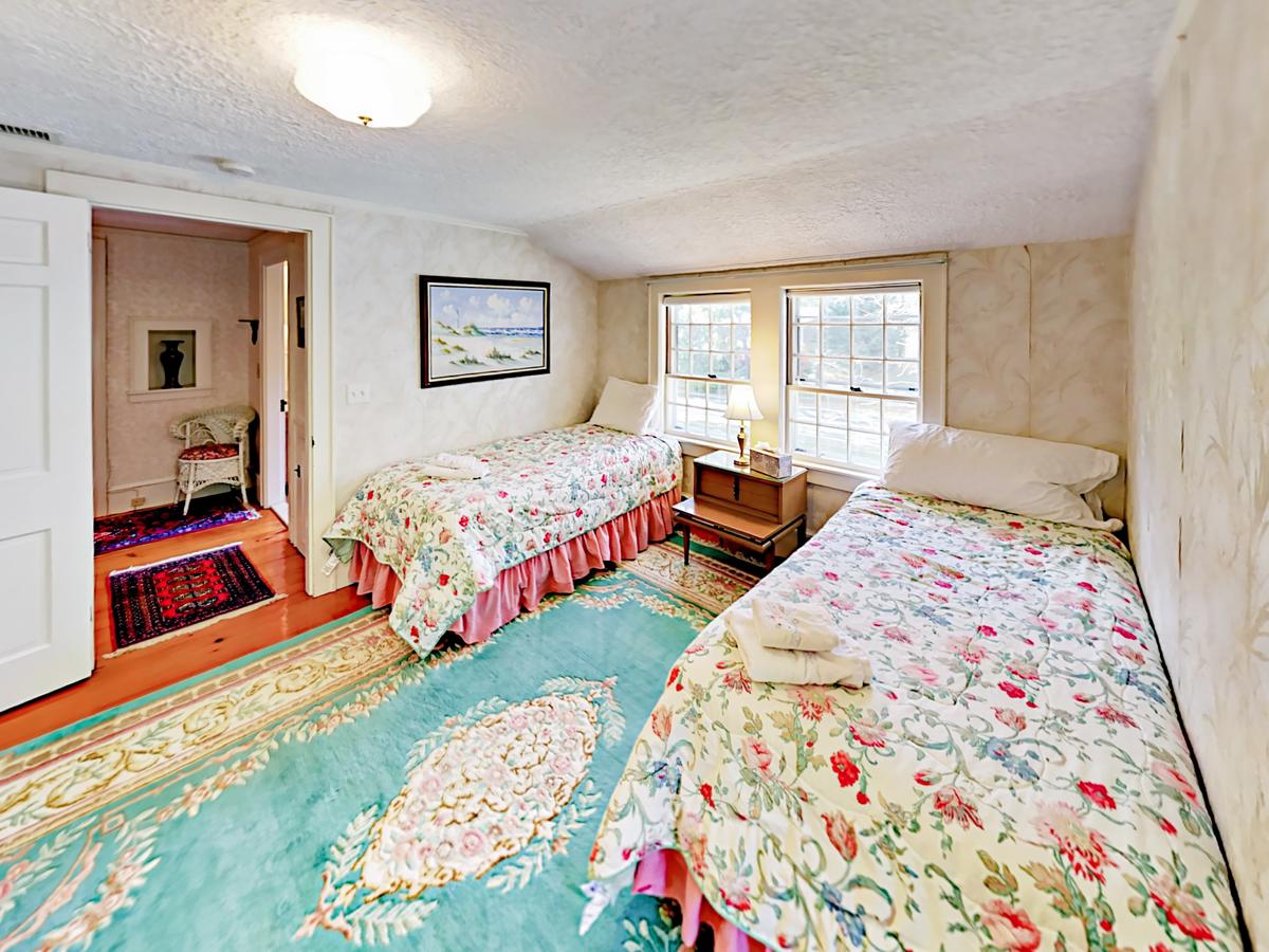 49 Brooks Rd Home - thumb 22