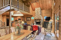 823 Mountain Cabin Accommodation Denver