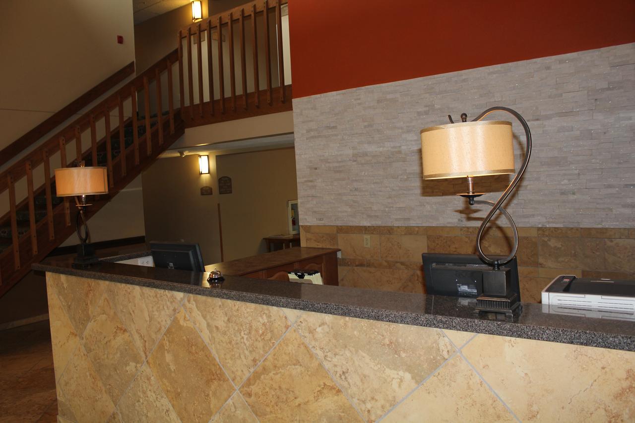 Nichols Inn & Suites - thumb 8