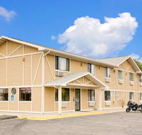 Super 8 by Wyndham Long Prairie - Accommodation Denver