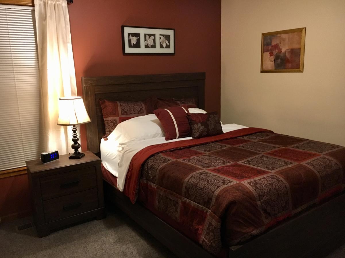 Zona Rosa / Airport - thumb 2