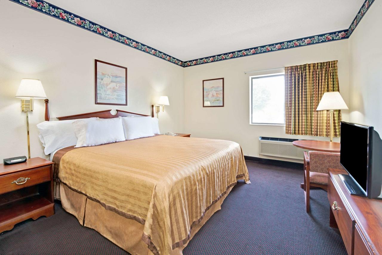 Travelodge By Wyndham St. Louis - thumb 18