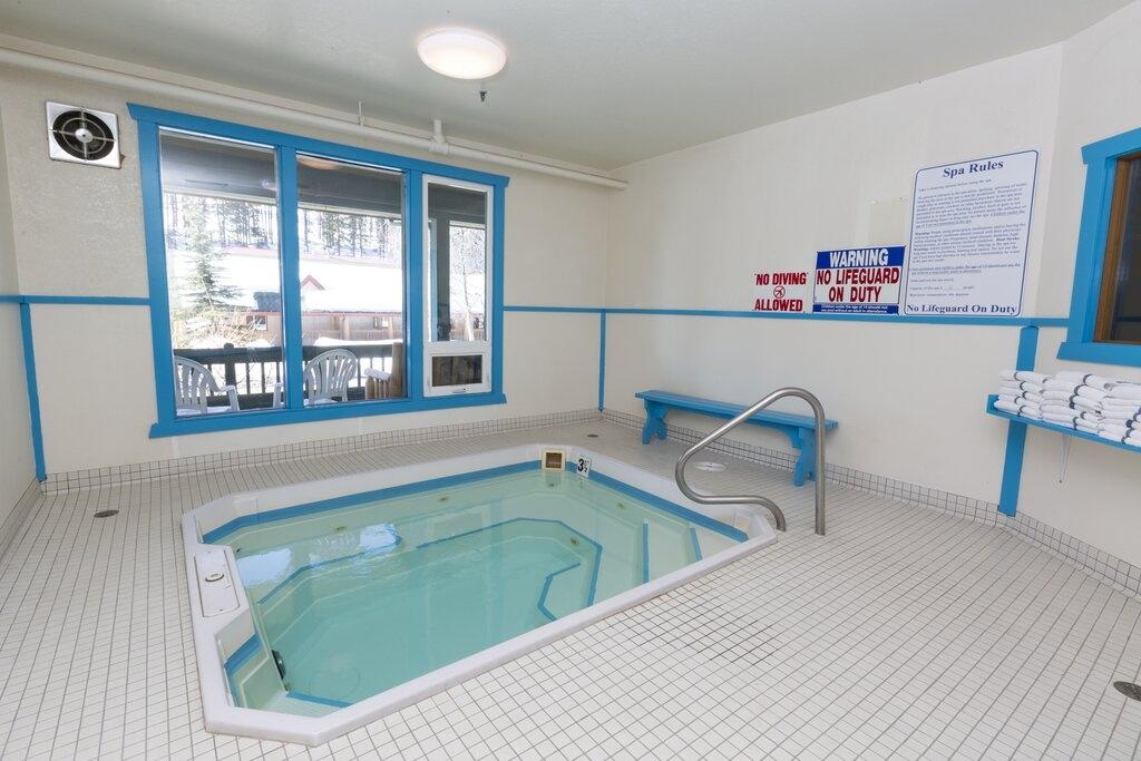 Hibernation House 222 Hotel Room - thumb 2