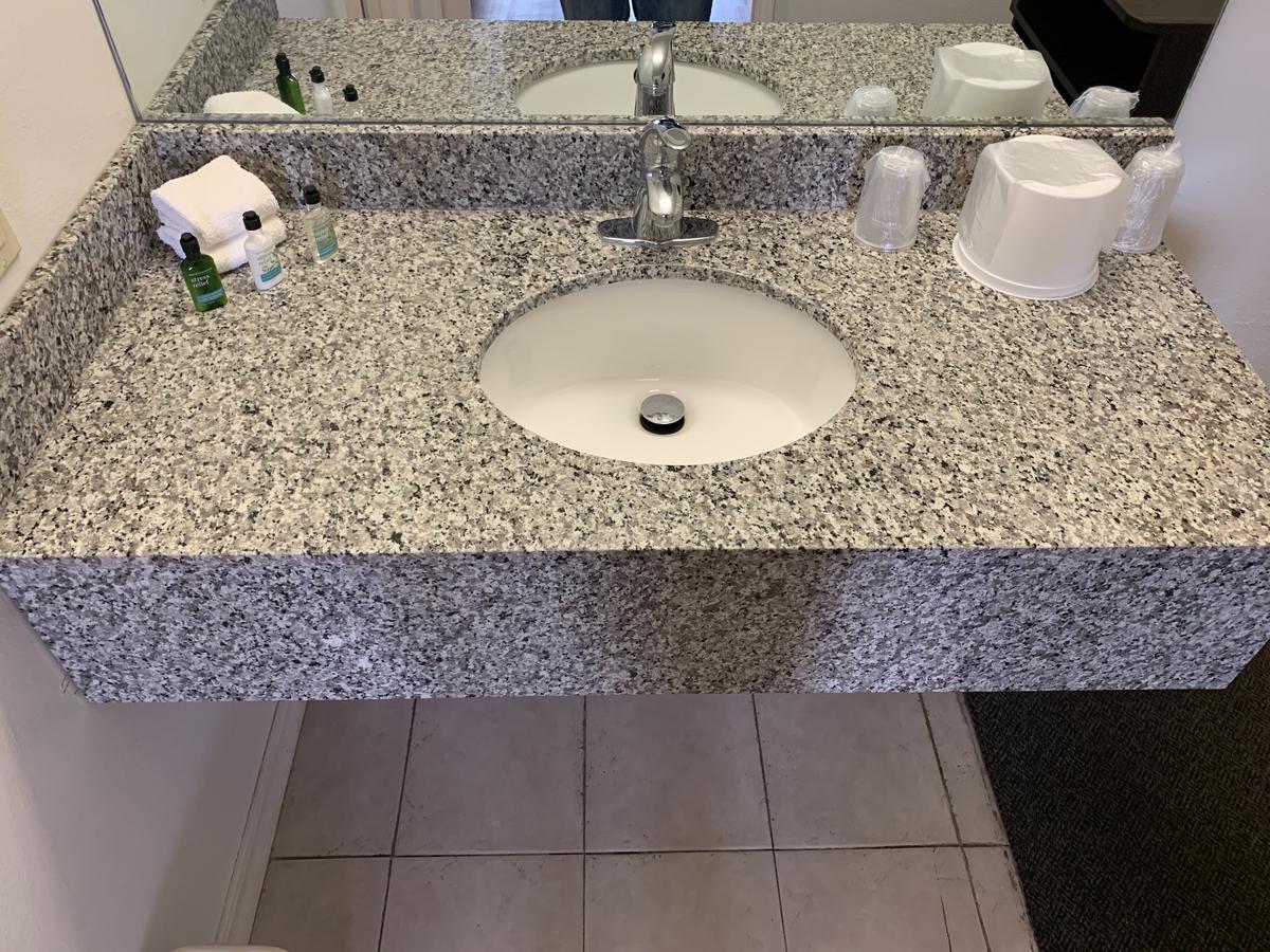 The Beaverhead Lodge - thumb 14