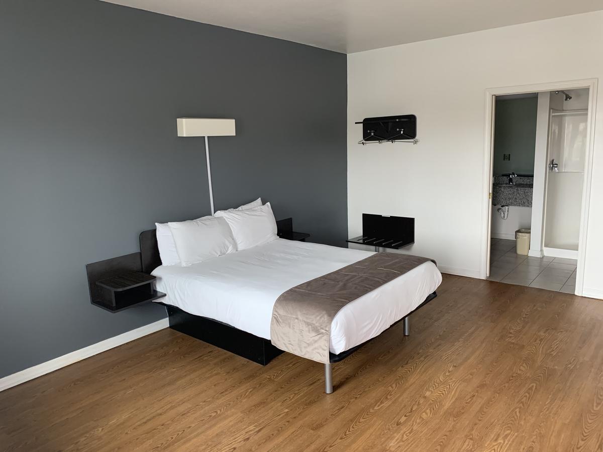 The Beaverhead Lodge - thumb 18