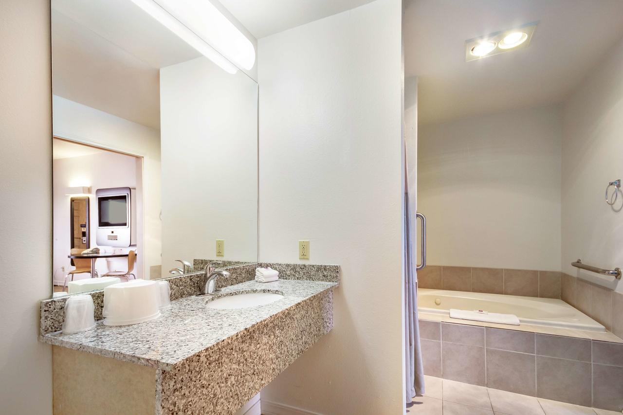 The Beaverhead Lodge - thumb 24