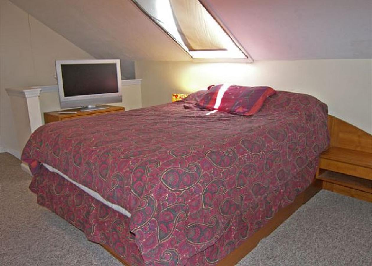 Alpine Village Resort 183 - thumb 2