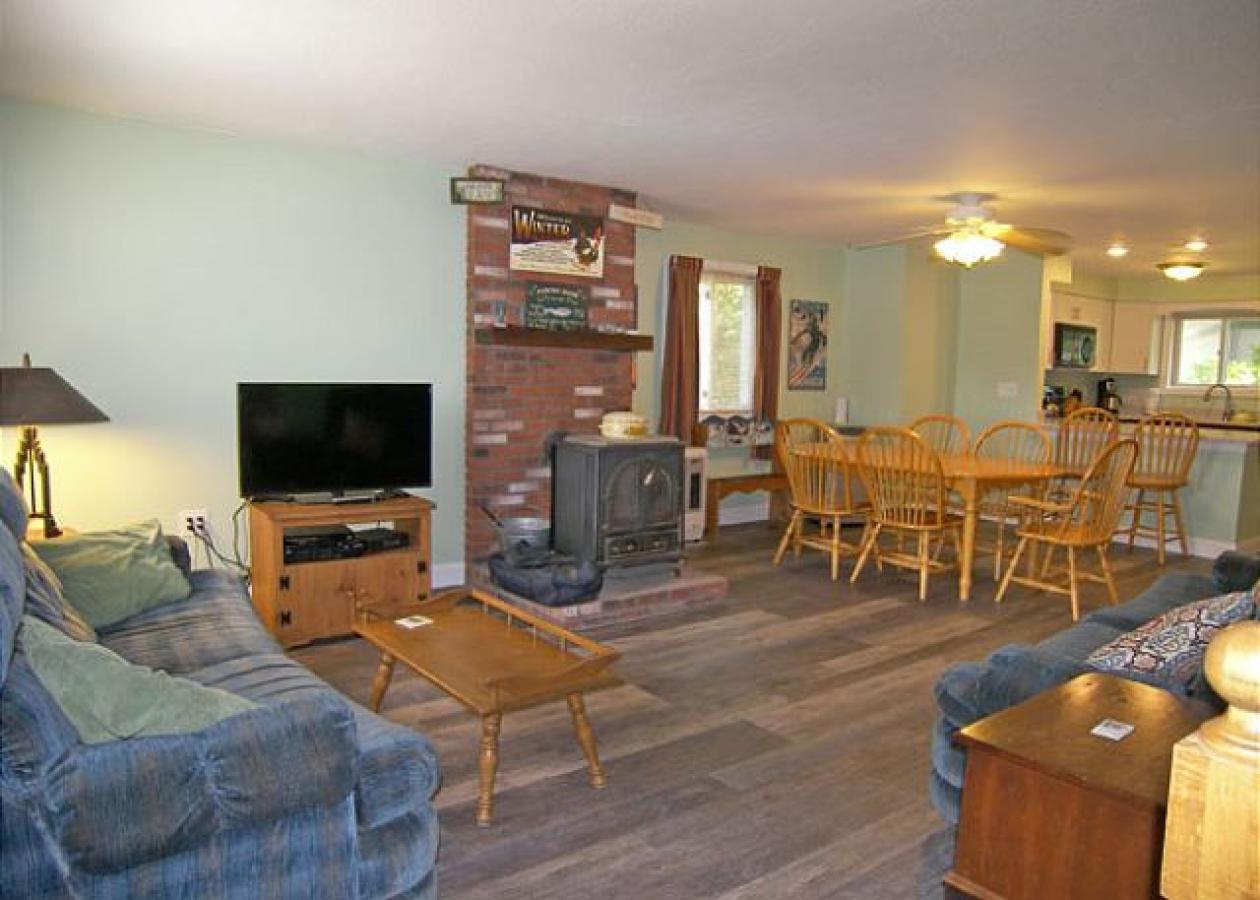 Alpine Village Resort 183 - thumb 1