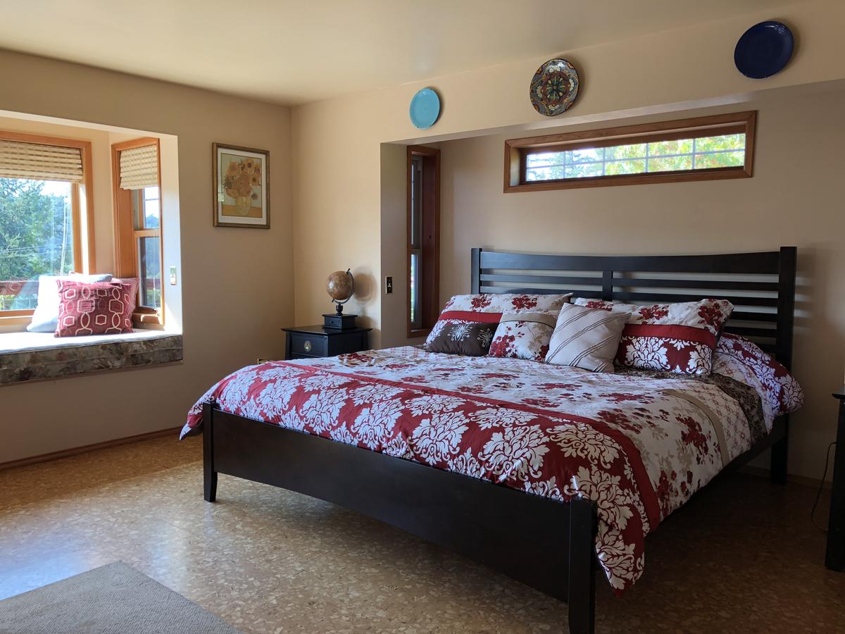 Deer Harbor View Cottages - thumb 20