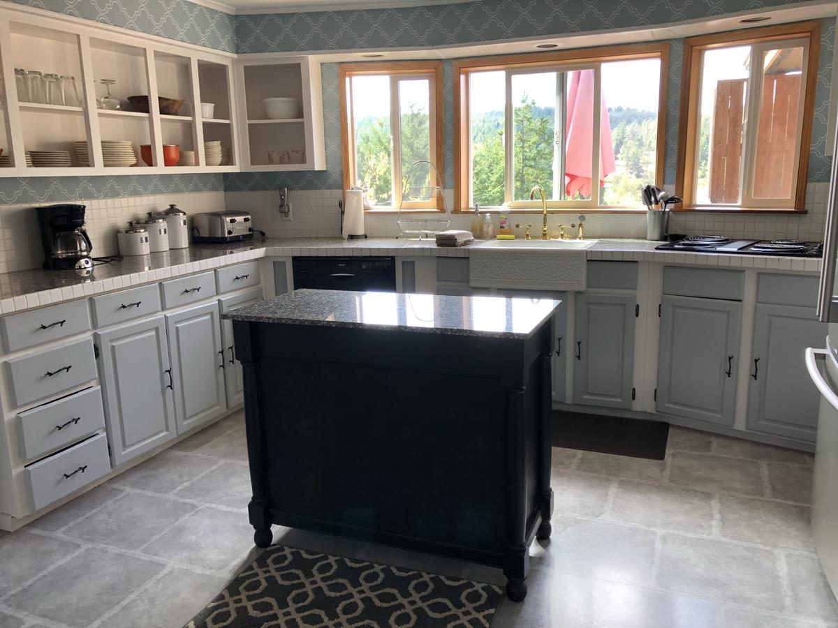 Deer Harbor View Cottages - thumb 4