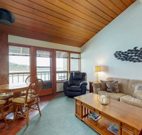 A River Runs by It - Accommodation Denver