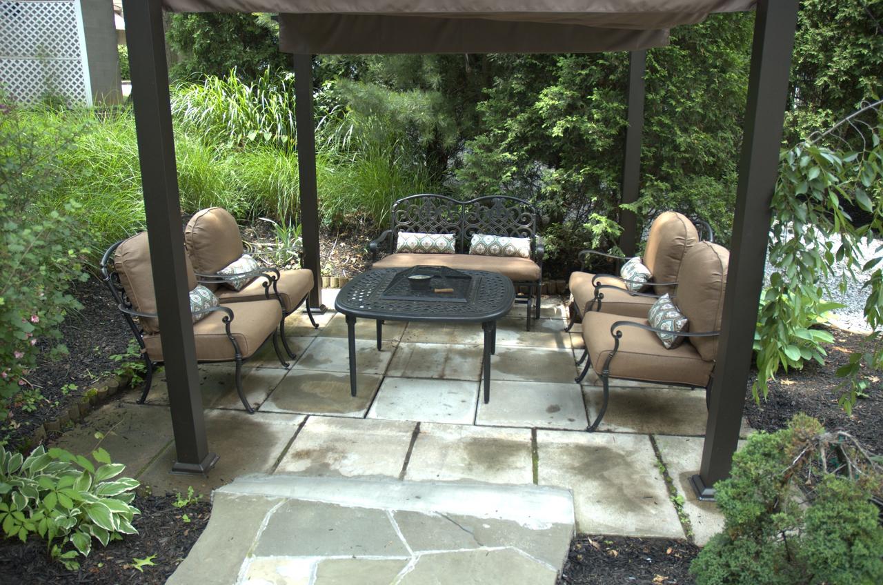 South Broadway Manor - thumb 4