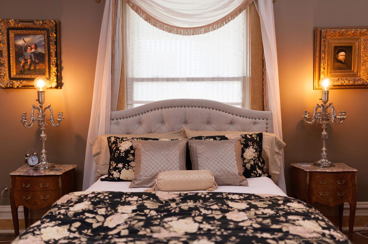 South Broadway Manor - thumb 5