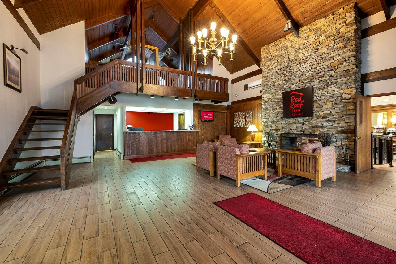 Red Roof Inn & Suites Hazleton - thumb 15