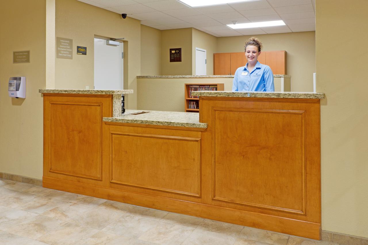 Candlewood Suites Hazleton - thumb 6