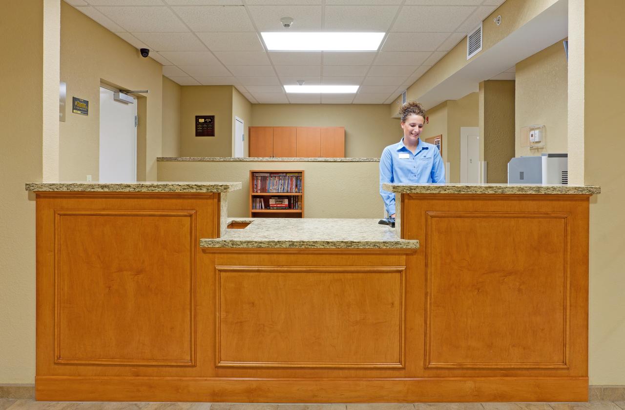 Candlewood Suites Hazleton - thumb 23