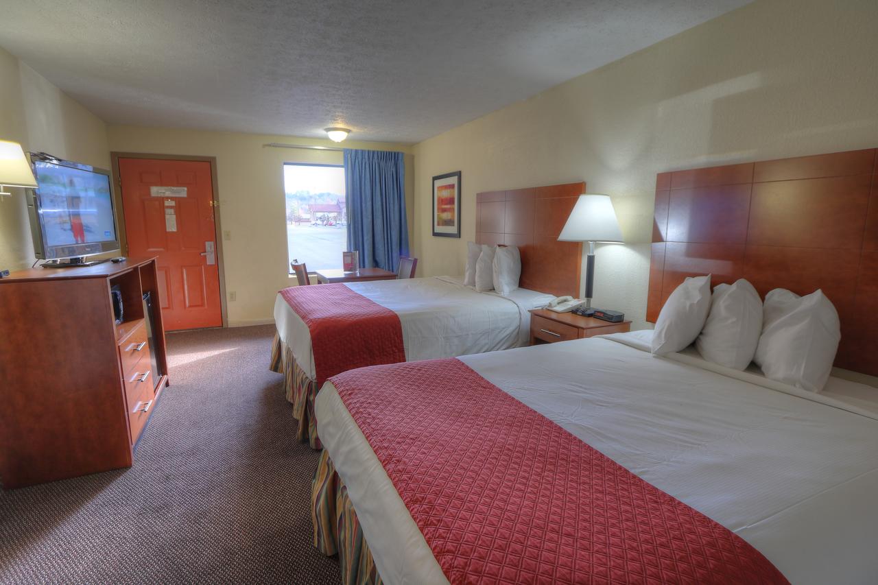 Evergreen Smoky Mountain Lodge & Convention Center - thumb 1