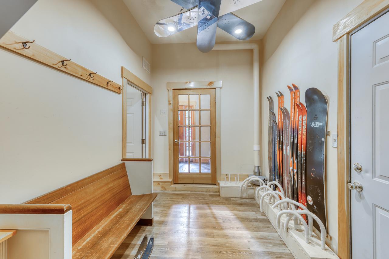 Lockwood Brook Lodge - thumb 7