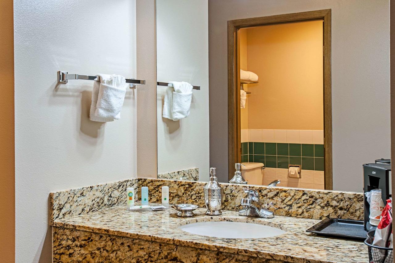 Quality Inn & Suites Pacific - Auburn - thumb 3